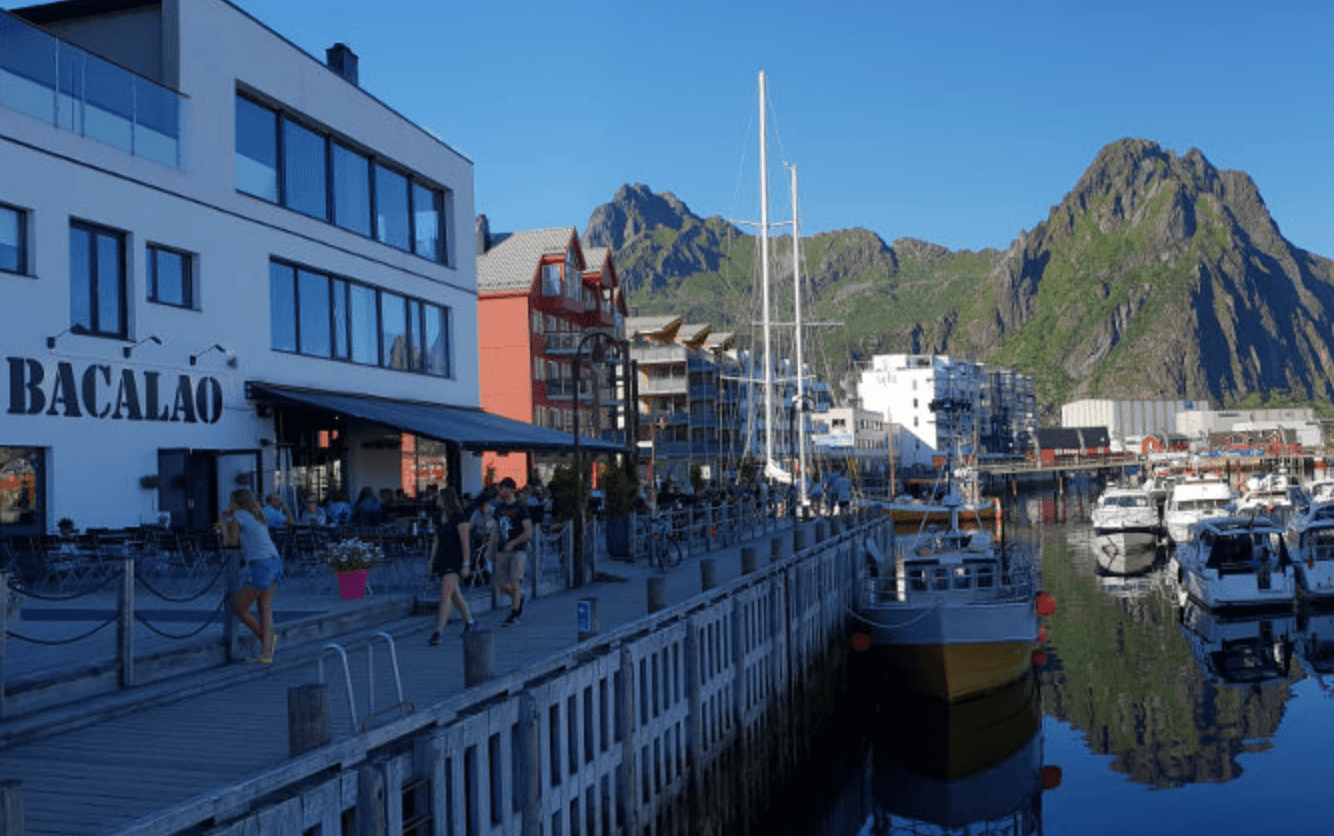 Localidades coloridas en las islas Lofoten