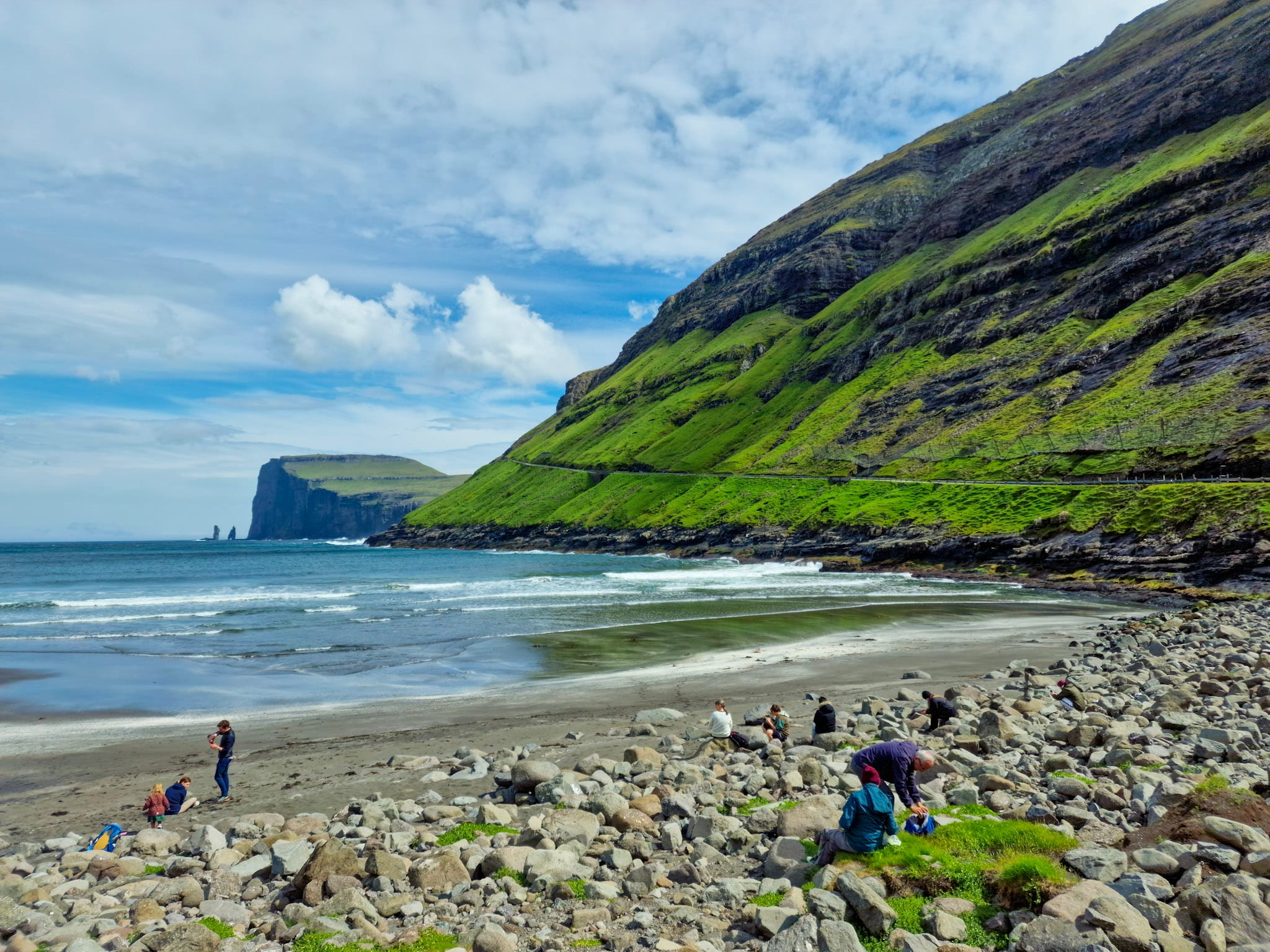 Vista de la isla de Kalsoy en las Islas Feroe